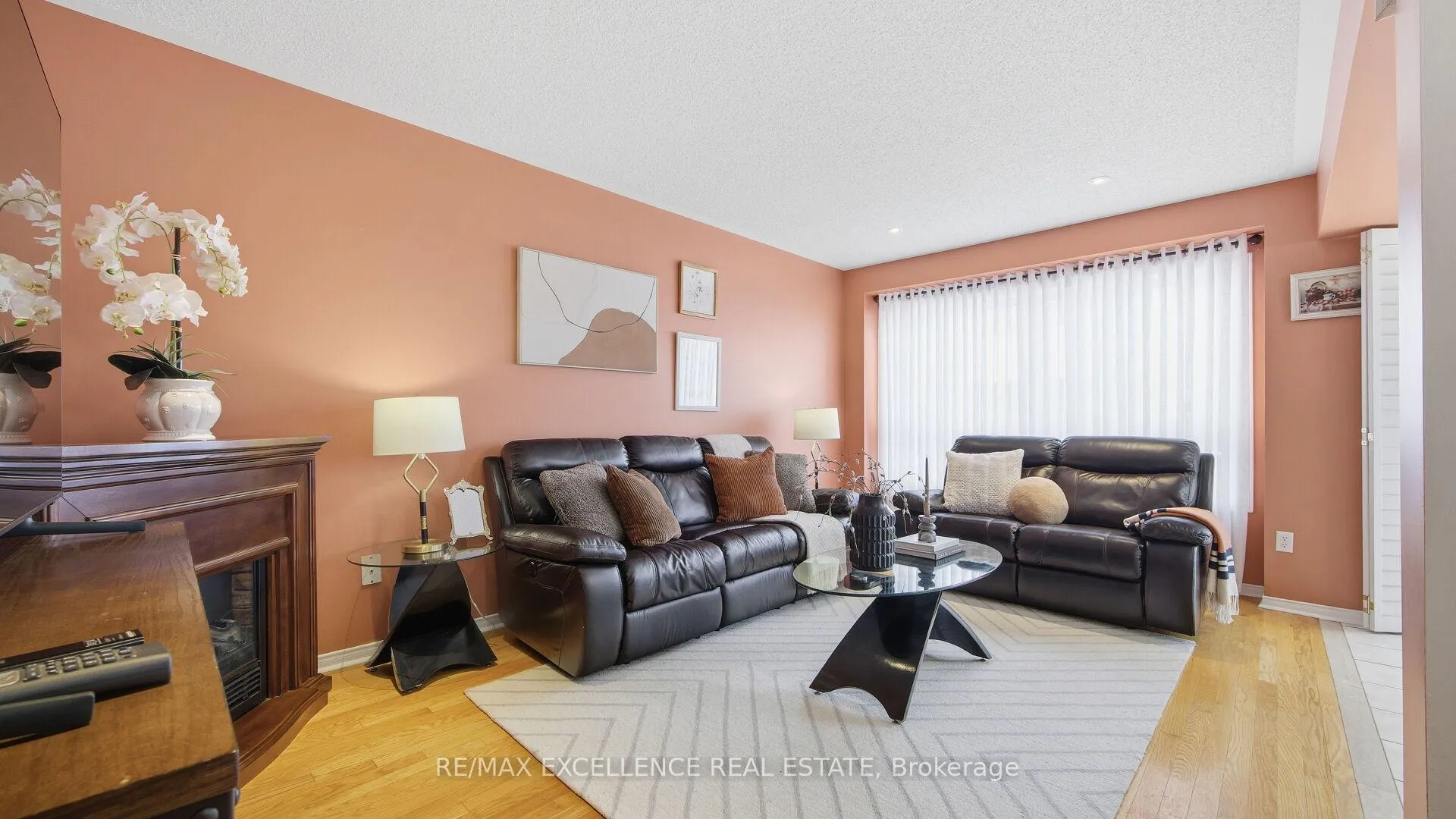 Photo 10 of 59 Linderwood Drive, Brampton, Fletcher's Meadow — HOMEH