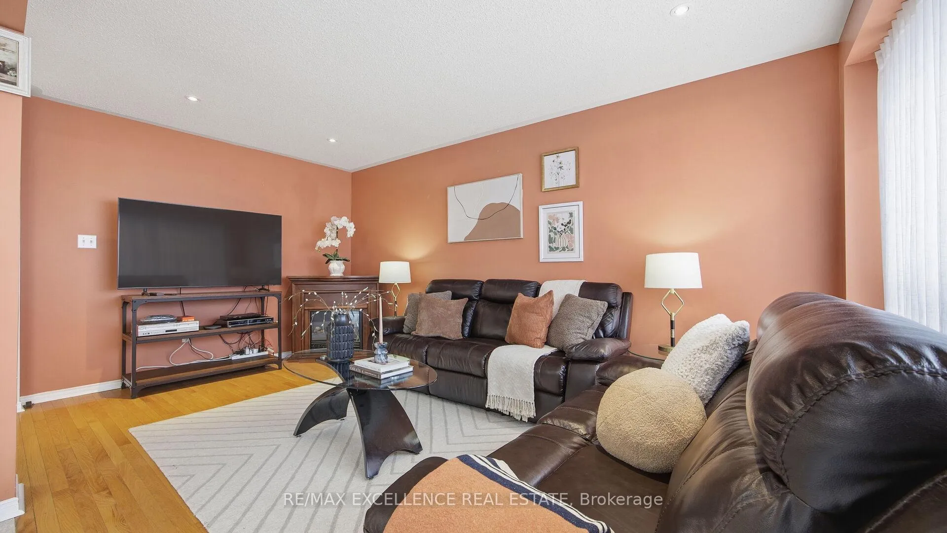 Photo 11 of 59 Linderwood Drive, Brampton, Fletcher's Meadow — HOMEH