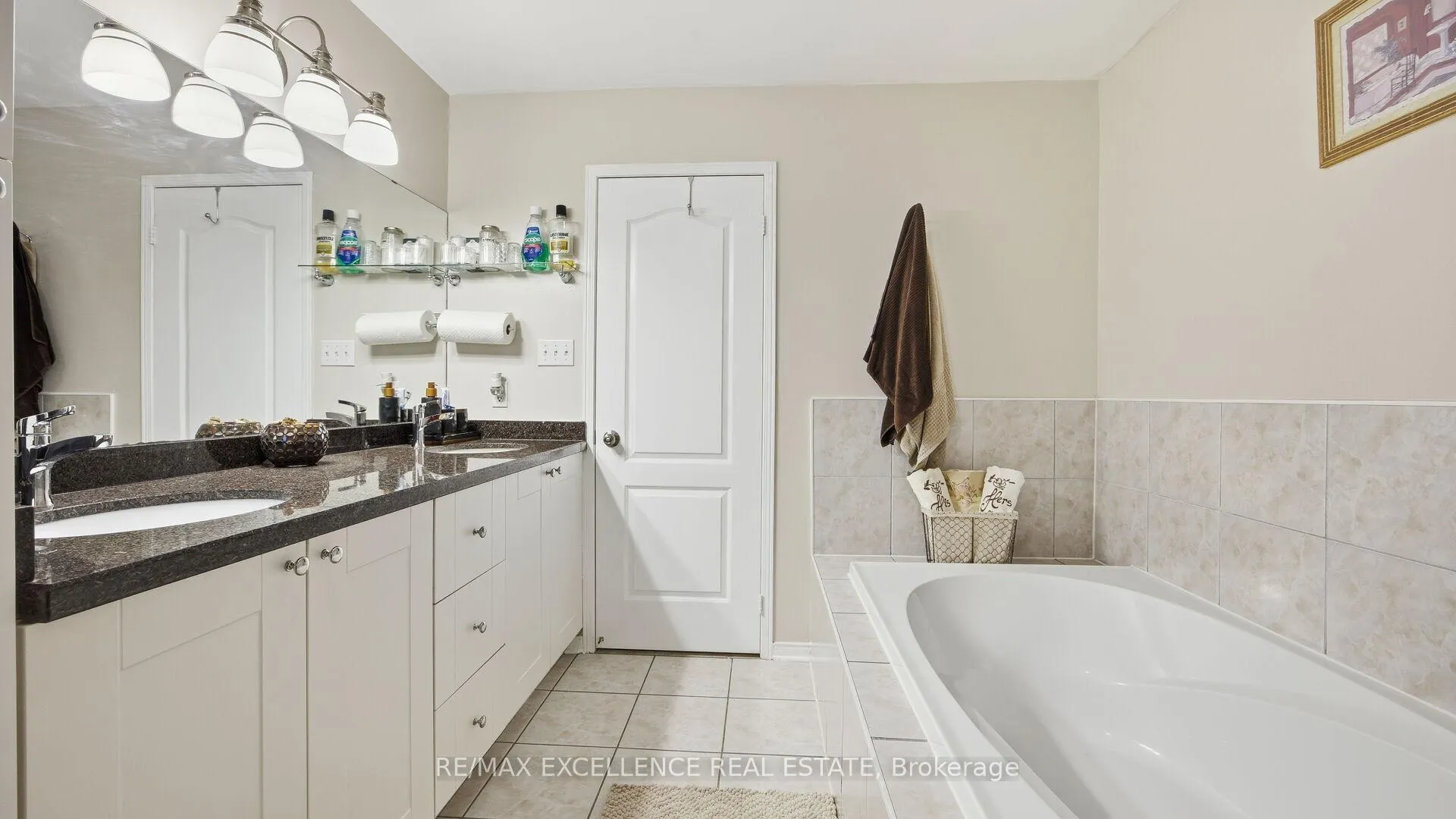 Photo 26 of 59 Linderwood Drive, Brampton, Fletcher's Meadow — HOMEH