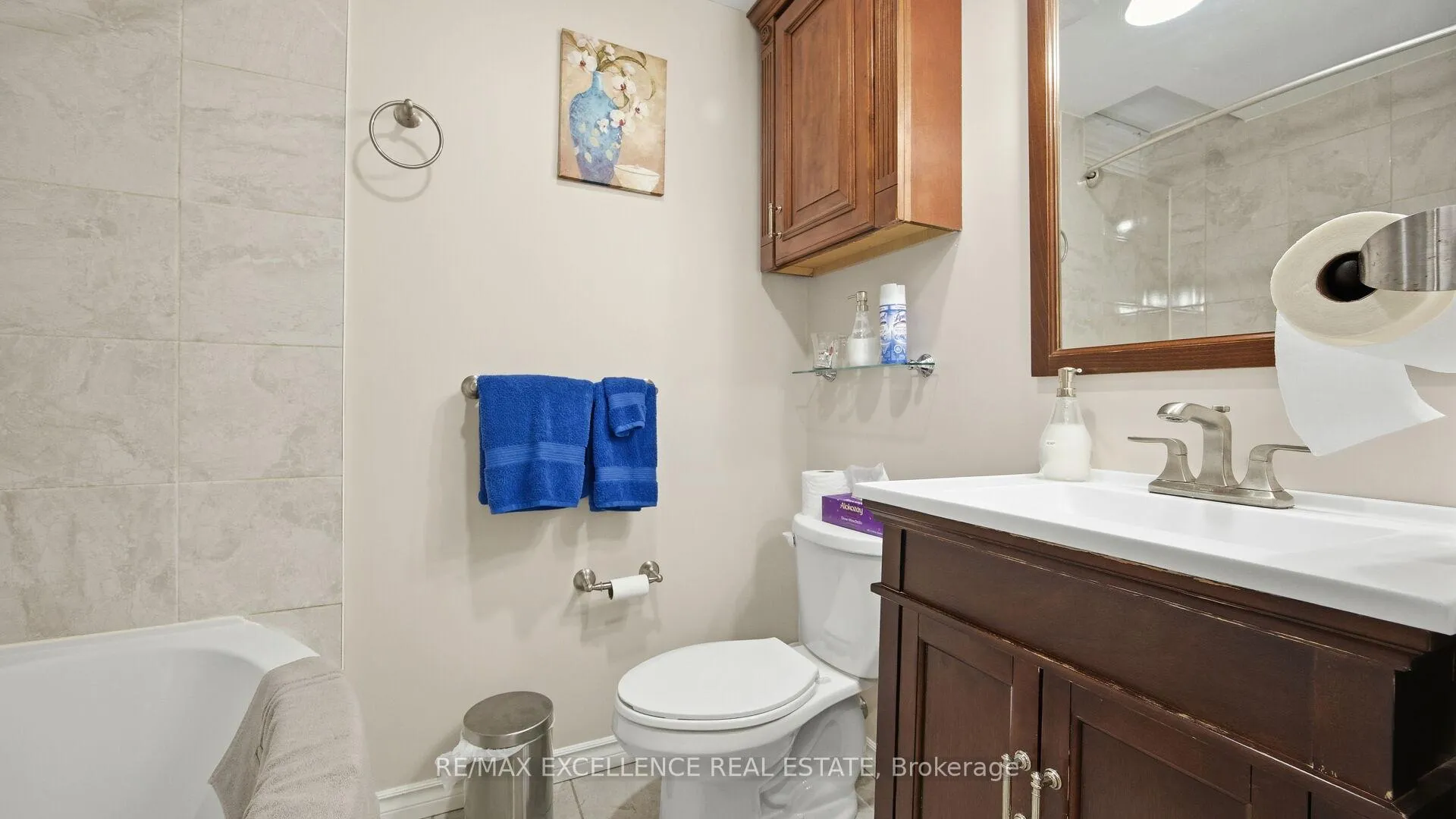 Photo 42 of 59 Linderwood Drive, Brampton, Fletcher's Meadow — HOMEH