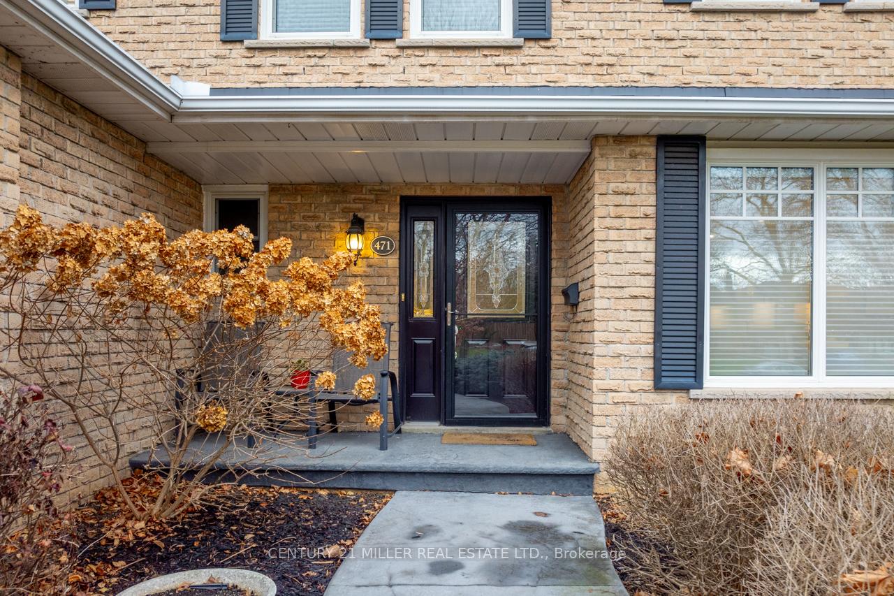 Photo 2 of 471 Gowland Crescent, Milton, Timberlea — HOMEH