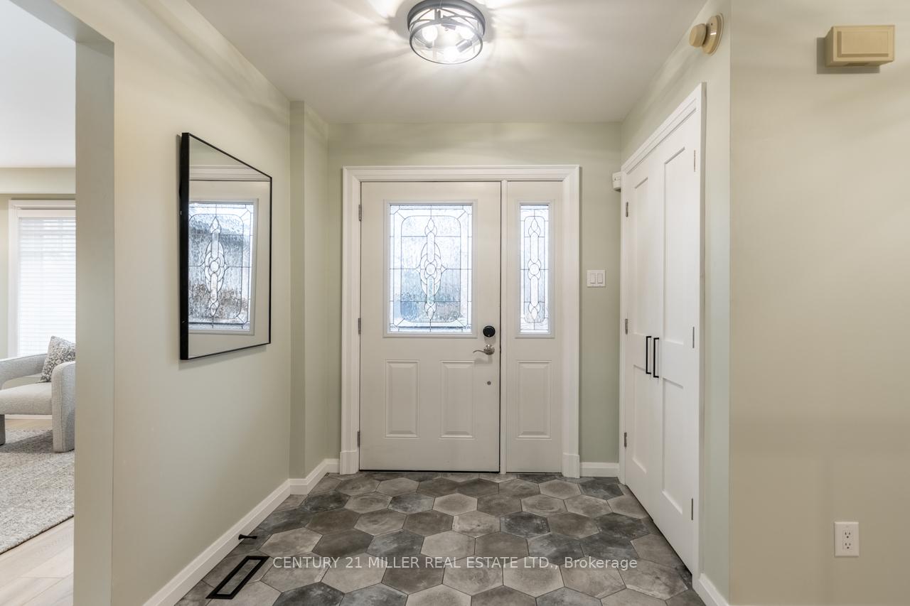Photo 3 of 471 Gowland Crescent, Milton, Timberlea — HOMEH