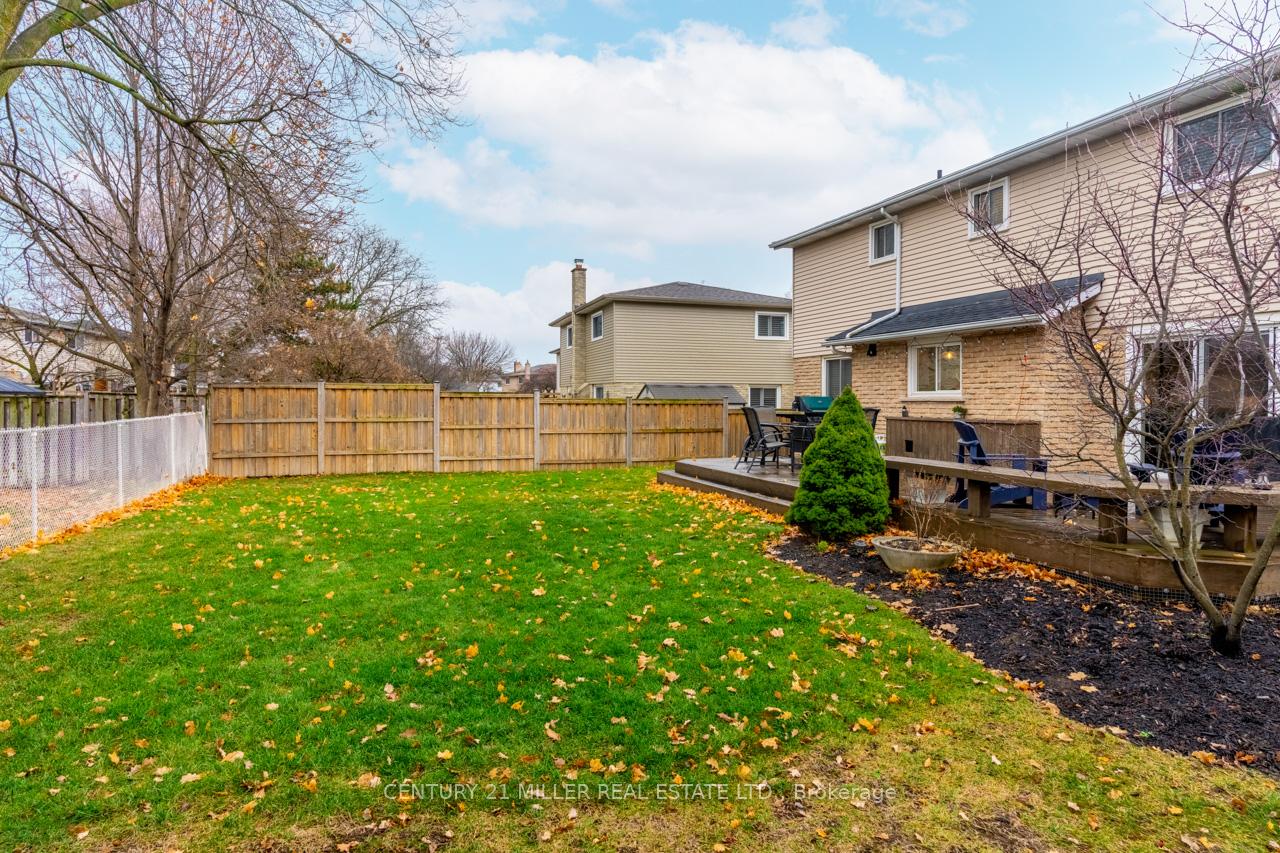 Photo 27 of 471 Gowland Crescent, Milton, Timberlea — HOMEH