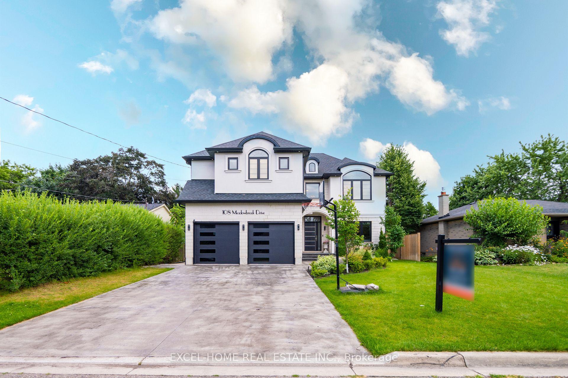 Front of 108 Meadowbrook Drive