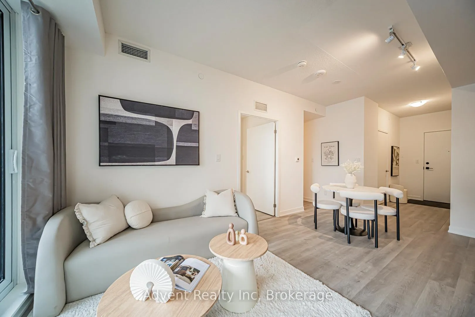 Photo 4 of Unit 1208, 8119 Birchmount Road, Markham, Unionville — HOMEH