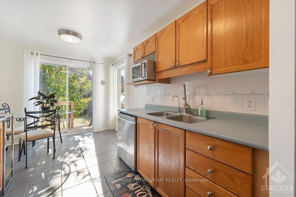 Photo 5 of 5 Jackman Terrace, Ottawa, Kanata - Katimavik — HOMEH