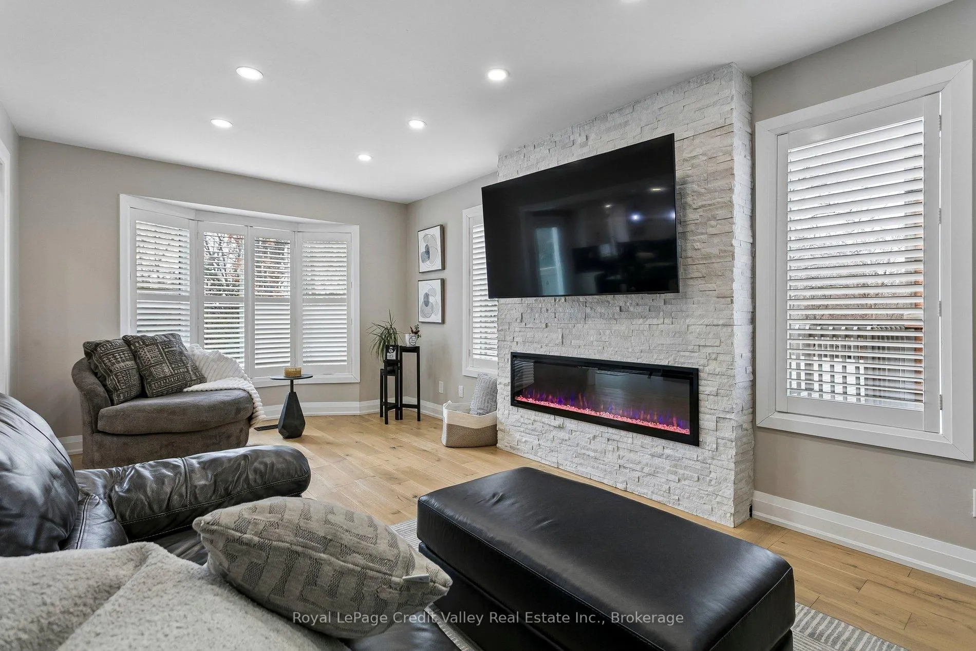 Photo 15 of 84 Valonia Drive, Brampton, Brampton North — HOMEH