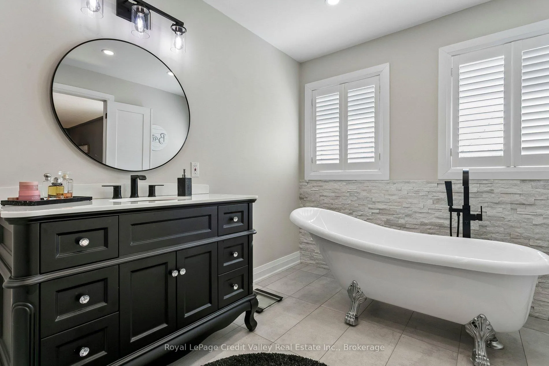 Photo 34 of 84 Valonia Drive, Brampton, Brampton North — HOMEH