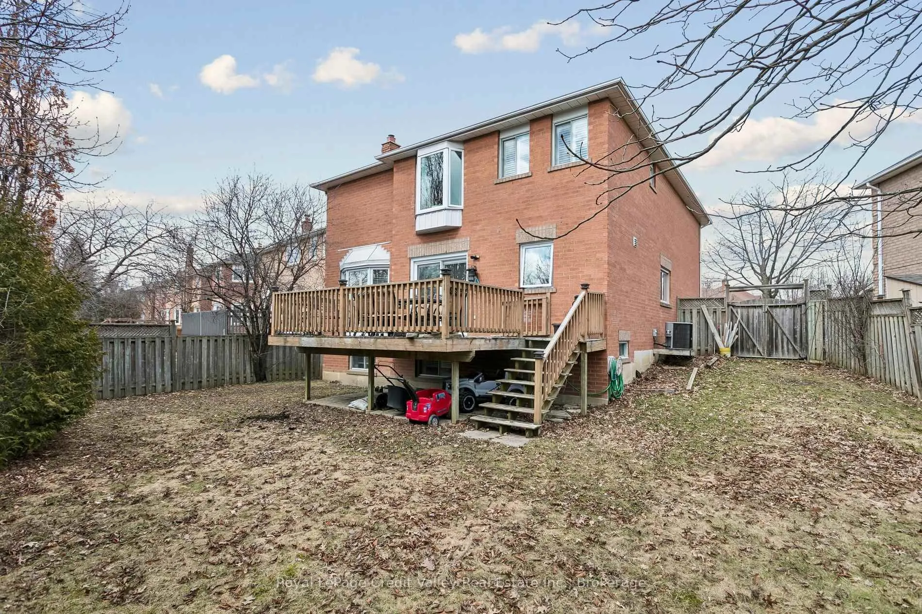 Photo 42 of 84 Valonia Drive, Brampton, Brampton North — HOMEH