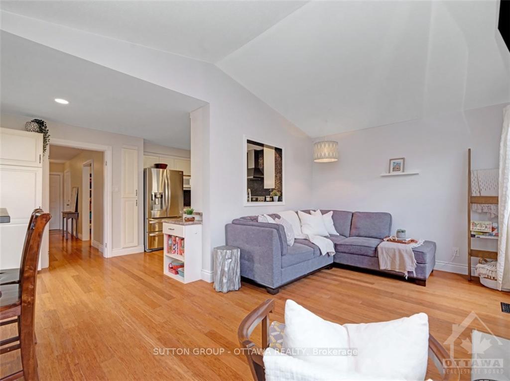 Photo 2 of 53 Saddlehorn Crescent, Ottawa, Kanata - Bridlewood — HOMEH