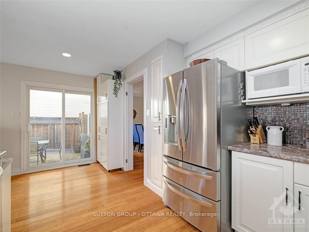 Photo 12 of 53 Saddlehorn Crescent, Ottawa, Kanata - Bridlewood — HOMEH