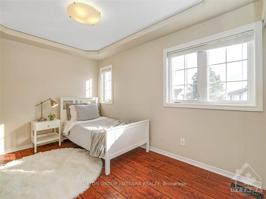 Photo 21 of 53 Saddlehorn Crescent, Ottawa, Kanata - Bridlewood — HOMEH