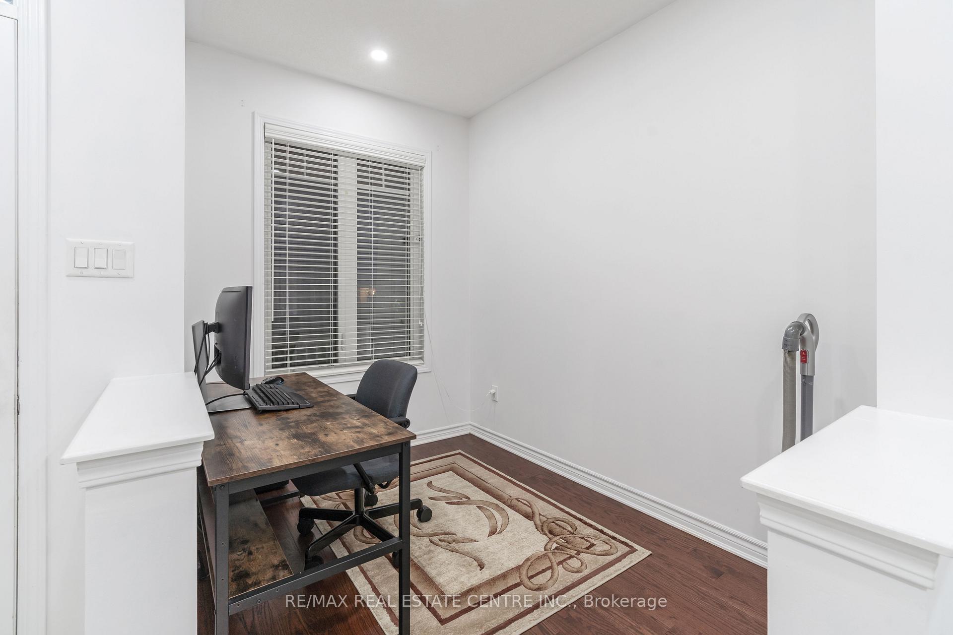 Photo 7 of 1516 Farmstead Drive, Milton, Ford — HOMEH