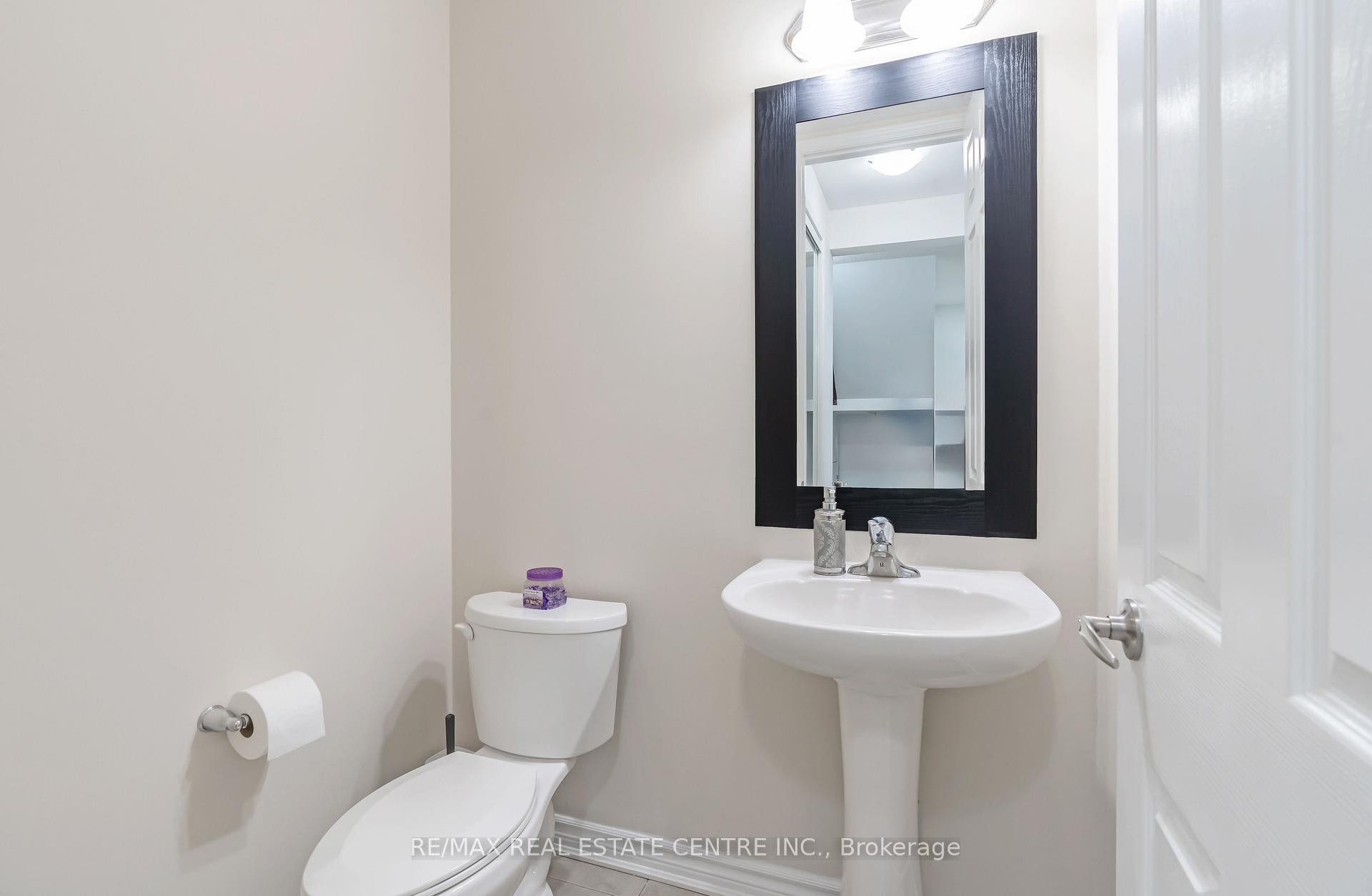 Photo 13 of 1516 Farmstead Drive, Milton, Ford — HOMEH