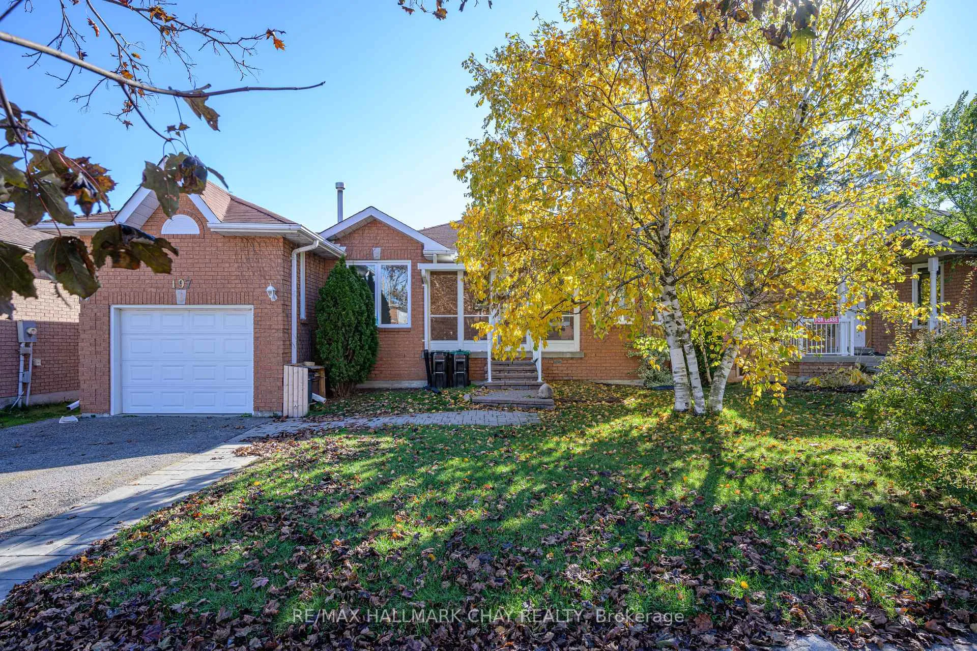 Photo 2 of 197 Livingstone Street W, Barrie, Sunnidale — HOMEH