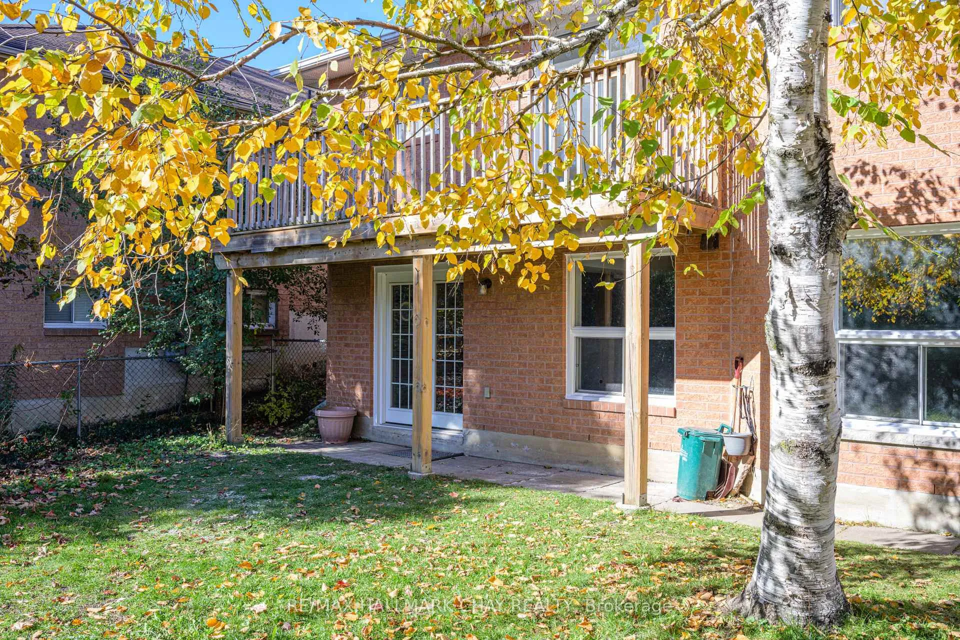 Photo 23 of 197 Livingstone Street W, Barrie, Sunnidale — HOMEH