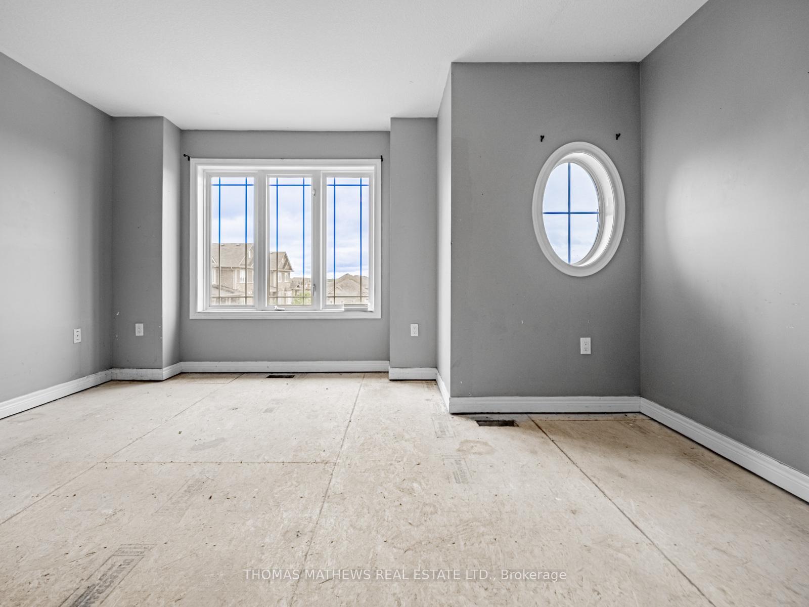 Photo 22 of Unit 28, 60 Bloom Crescent, Hamilton, Rural Glanbrook — HOMEH