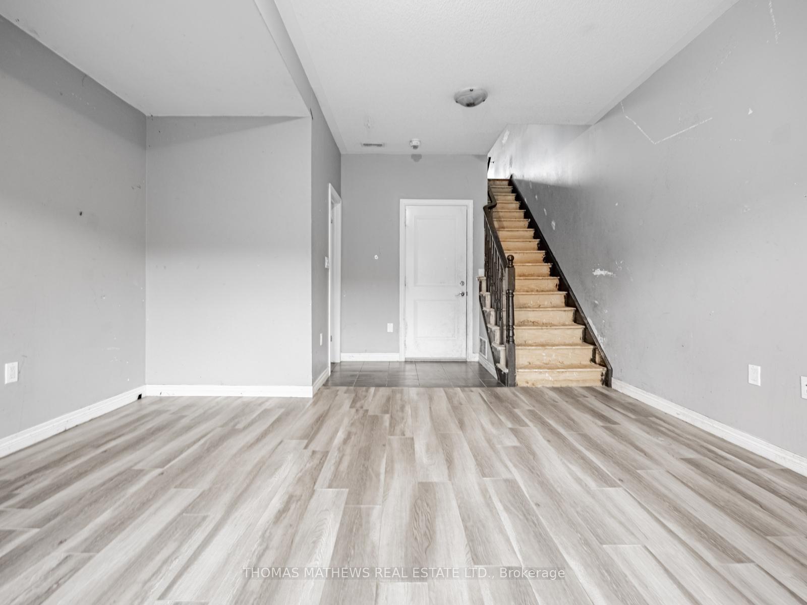 Photo 27 of Unit 28, 60 Bloom Crescent, Hamilton, Rural Glanbrook — HOMEH