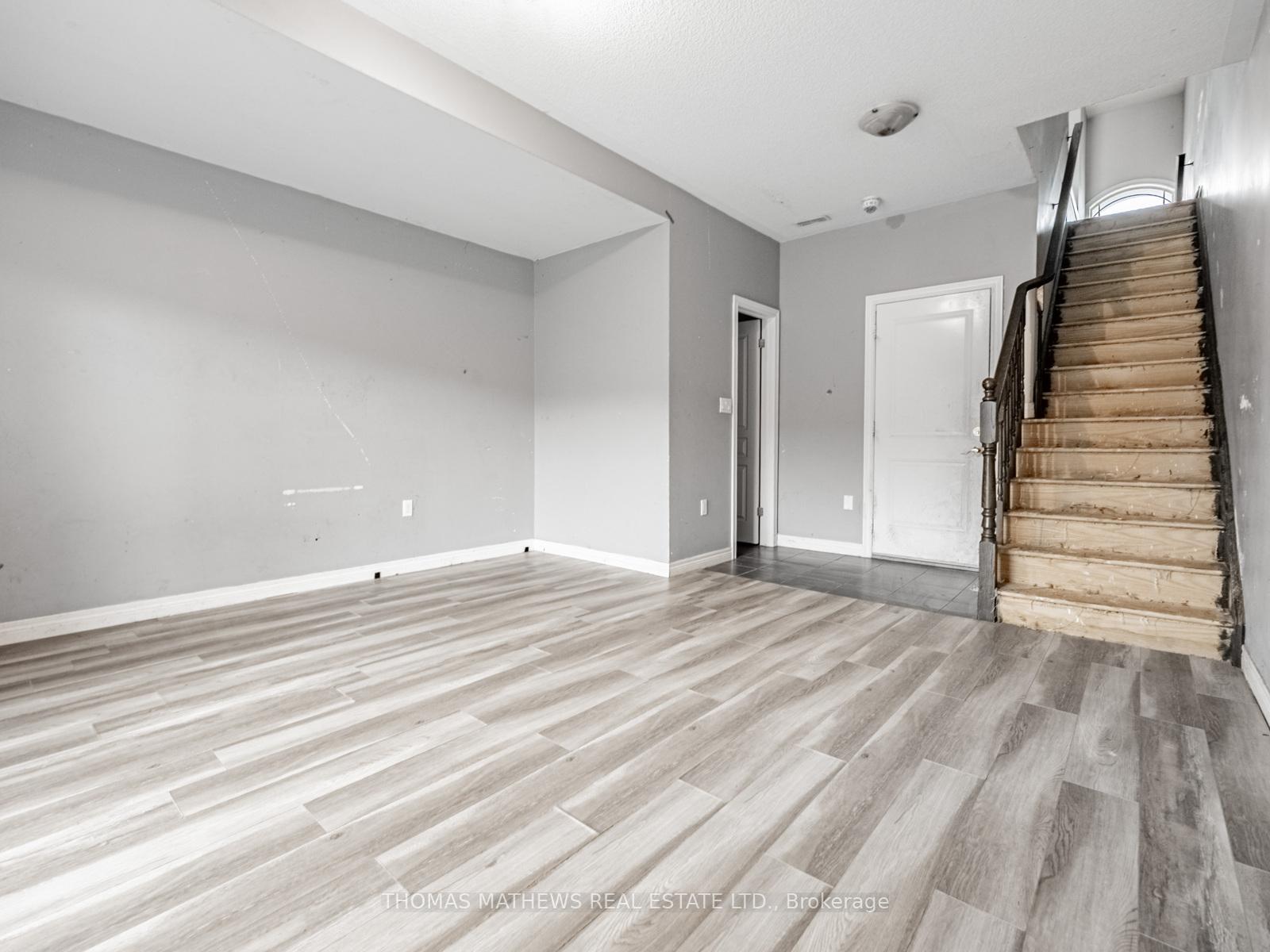 Photo 28 of Unit 28, 60 Bloom Crescent, Hamilton, Rural Glanbrook — HOMEH