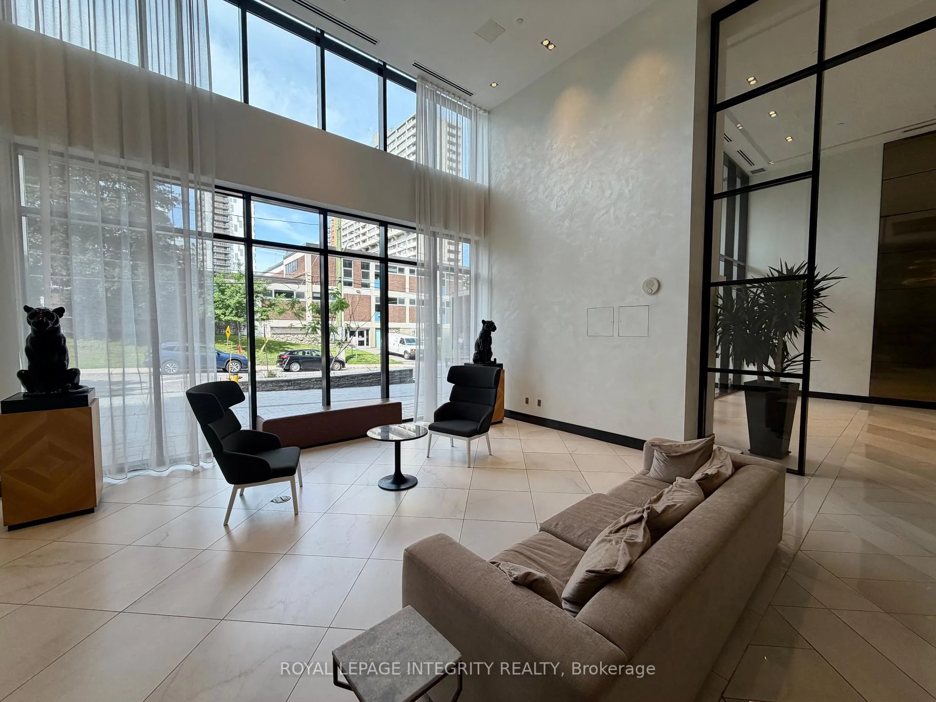 Photo 15 of Unit 910, 255 Bay Street, Ottawa, Ottawa Centre — HOMEH