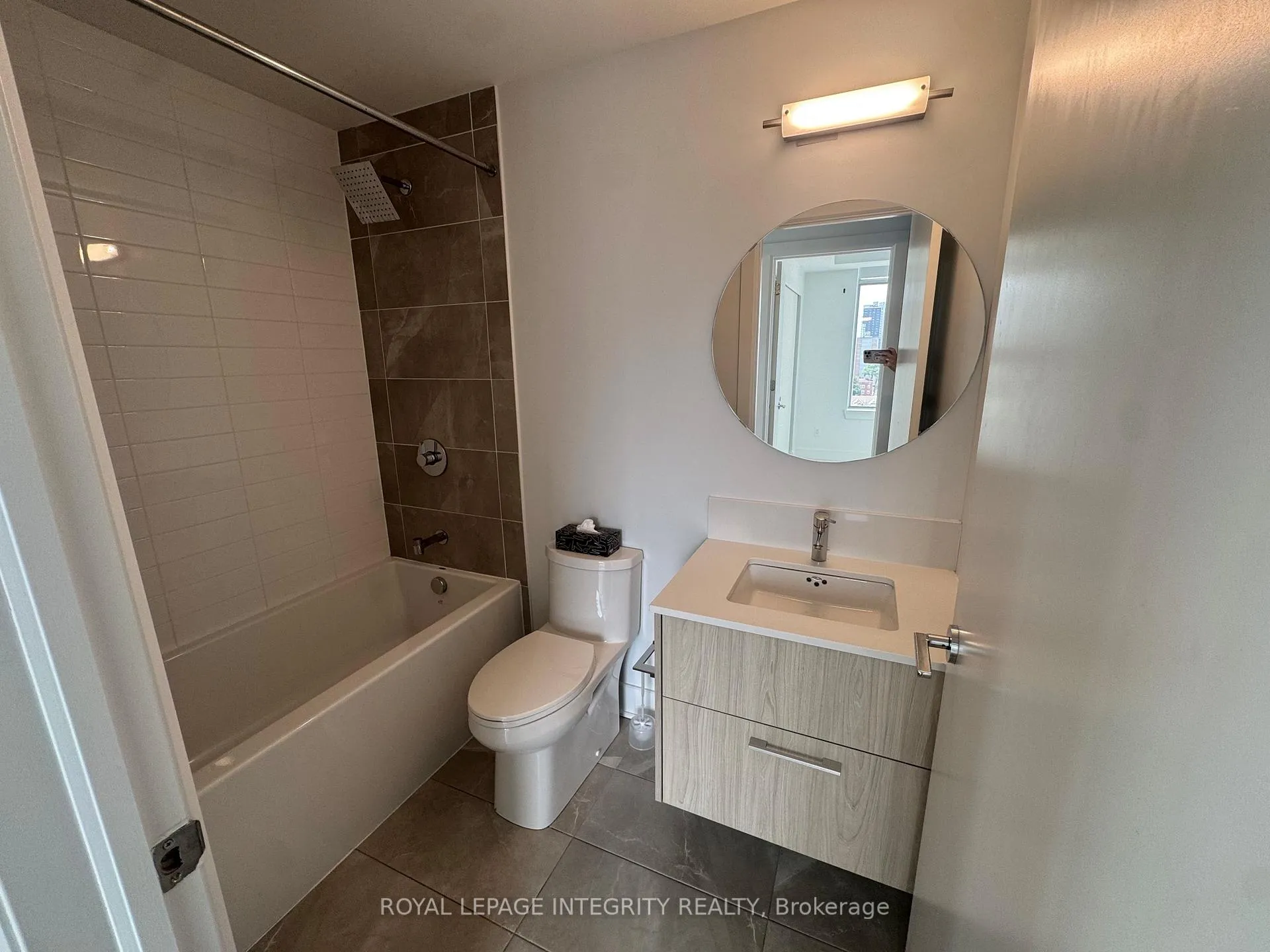 Photo 24 of Unit 910, 255 Bay Street, Ottawa, Ottawa Centre — HOMEH