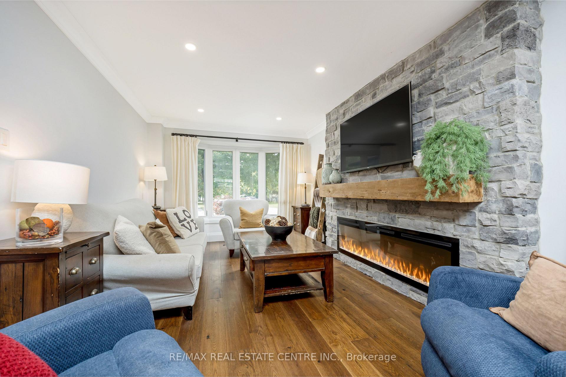 Photo 7 of 884 Hemlock Drive, Milton, Dorset Park — HOMEH