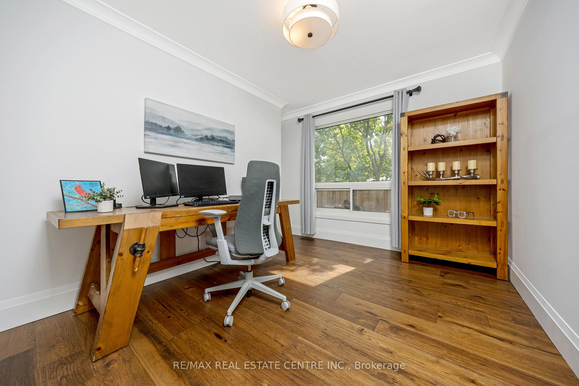 Photo 15 of 884 Hemlock Drive, Milton, Dorset Park — HOMEH