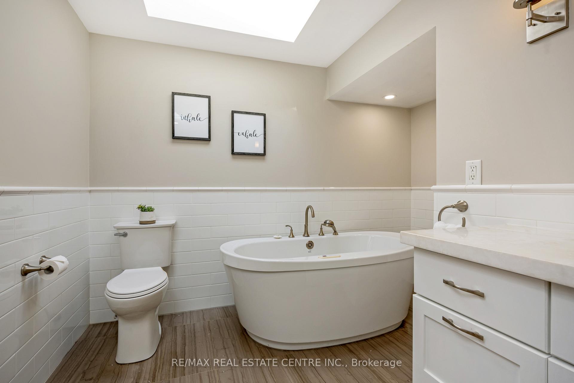 Photo 22 of 884 Hemlock Drive, Milton, Dorset Park — HOMEH