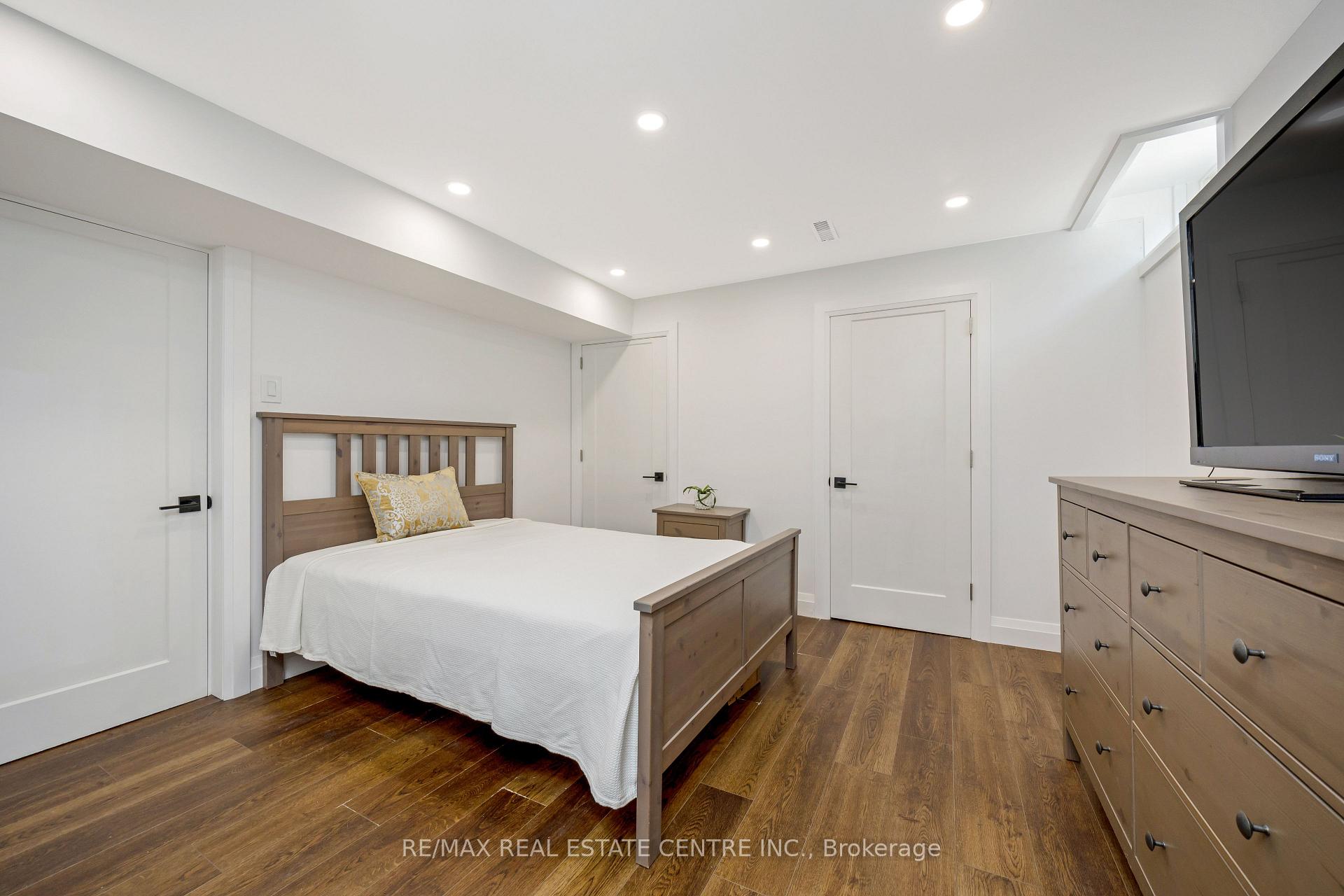 Photo 32 of 884 Hemlock Drive, Milton, Dorset Park — HOMEH