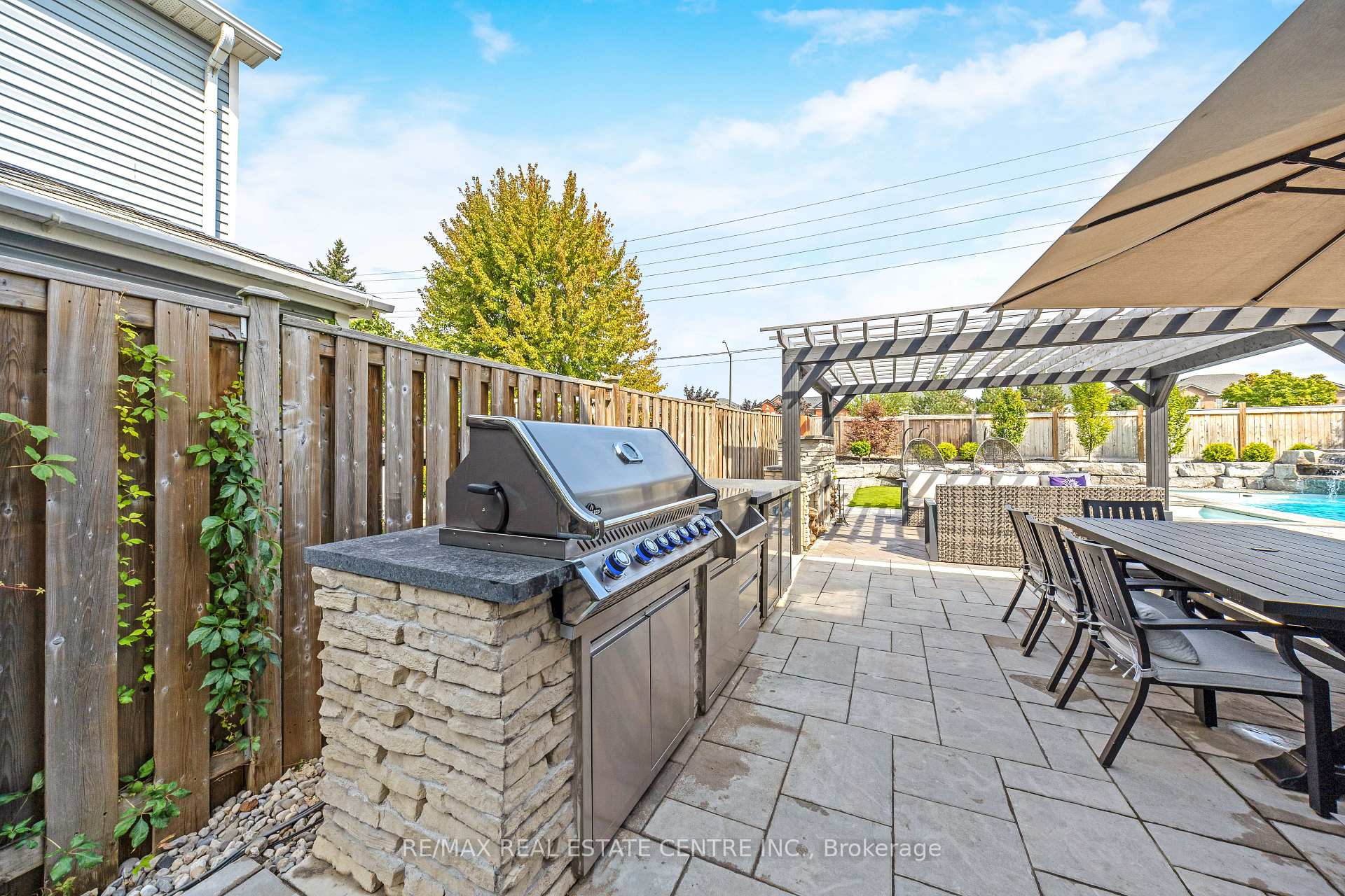 Photo 38 of 884 Hemlock Drive, Milton, Dorset Park — HOMEH