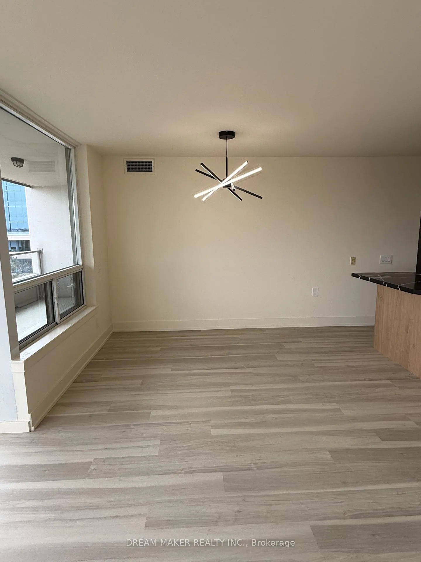 Photo 9 of Unit 310, 9017 Leslie Street, Richmond Hill, Beaver Creek Business Park — HOMEH