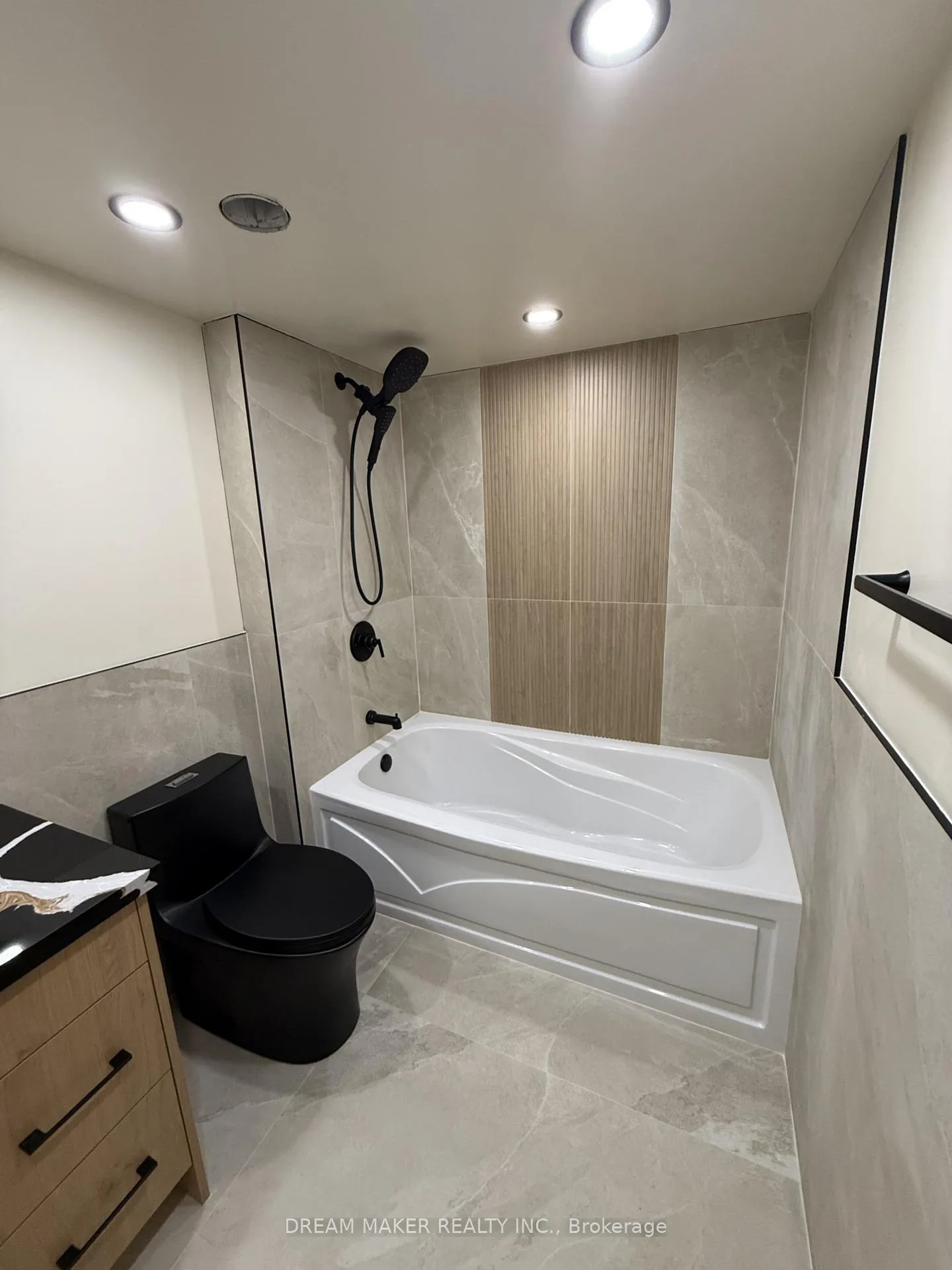 Photo 24 of Unit 310, 9017 Leslie Street, Richmond Hill, Beaver Creek Business Park — HOMEH