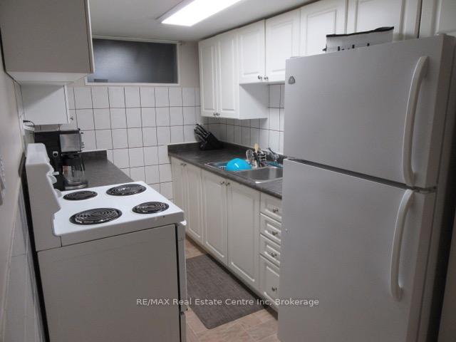 Photo 5 of Unit B, 343 Speedvale Avenue, Guelph, General Hospital — HOMEH