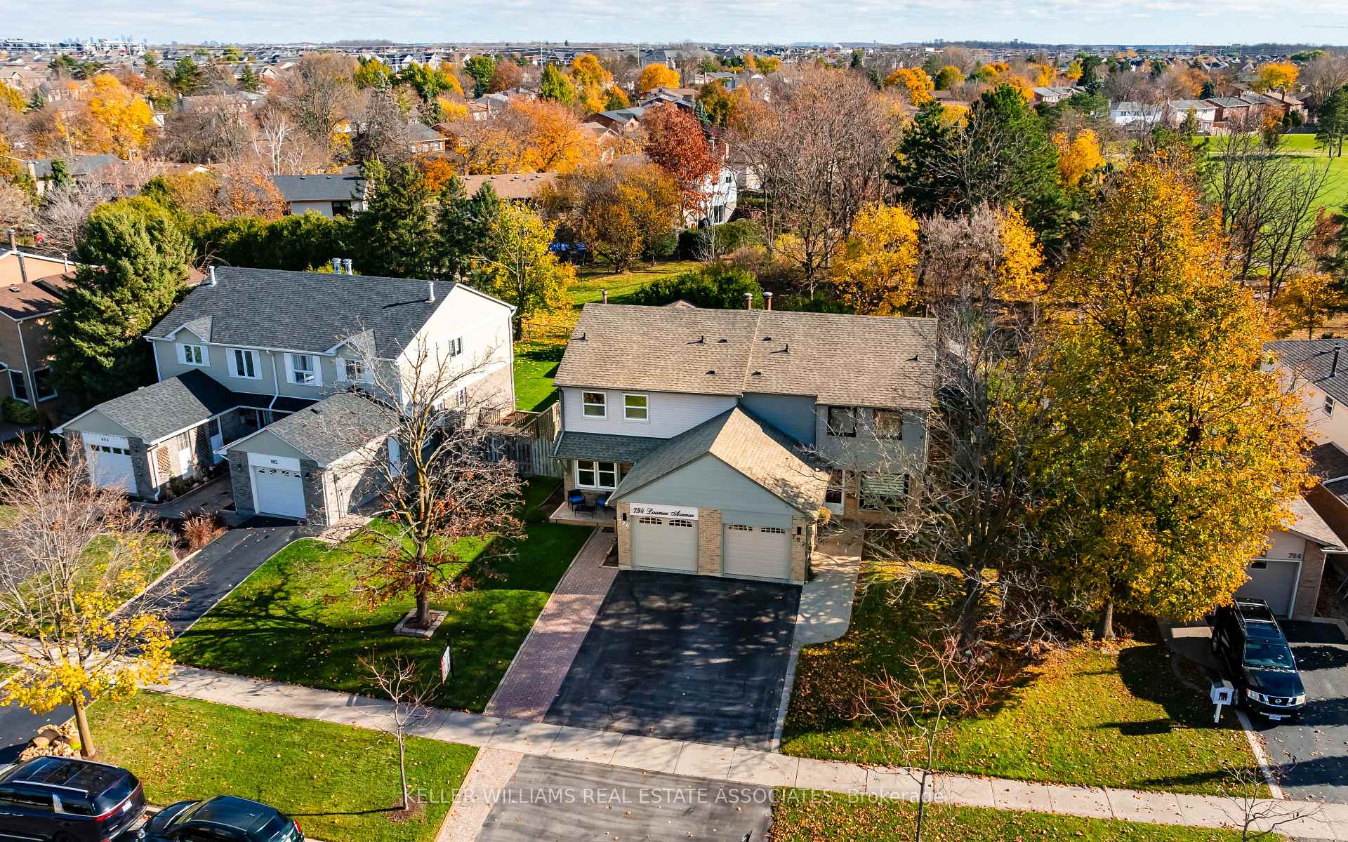 Photo 4 of 794 Laurier Avenue, Milton, Timberlea — HOMEH