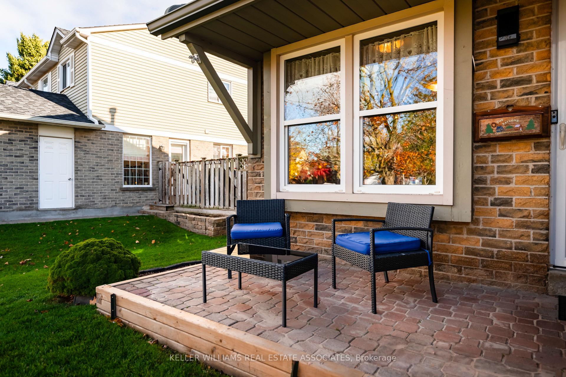 Photo 5 of 794 Laurier Avenue, Milton, Timberlea — HOMEH