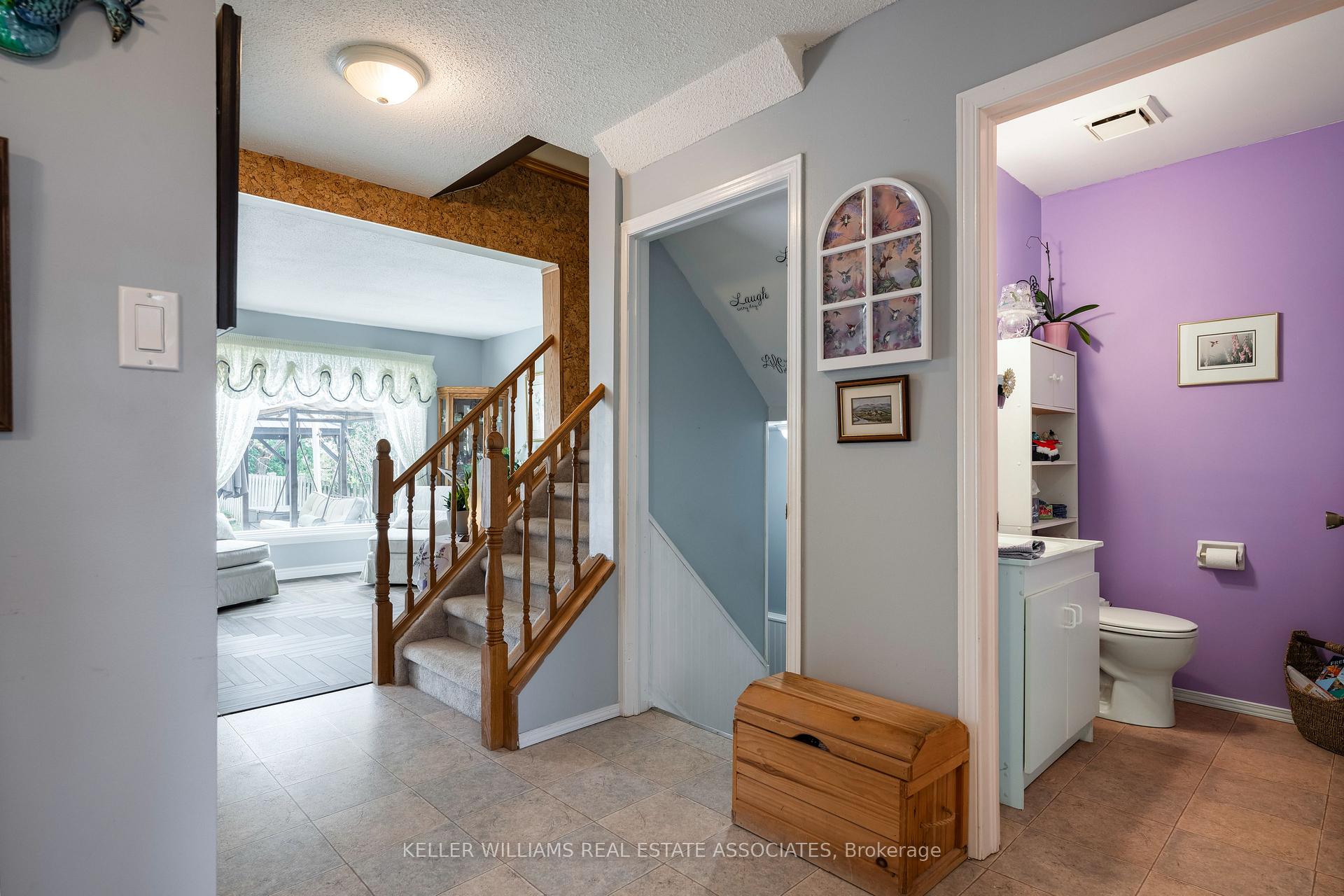 Photo 11 of 794 Laurier Avenue, Milton, Timberlea — HOMEH
