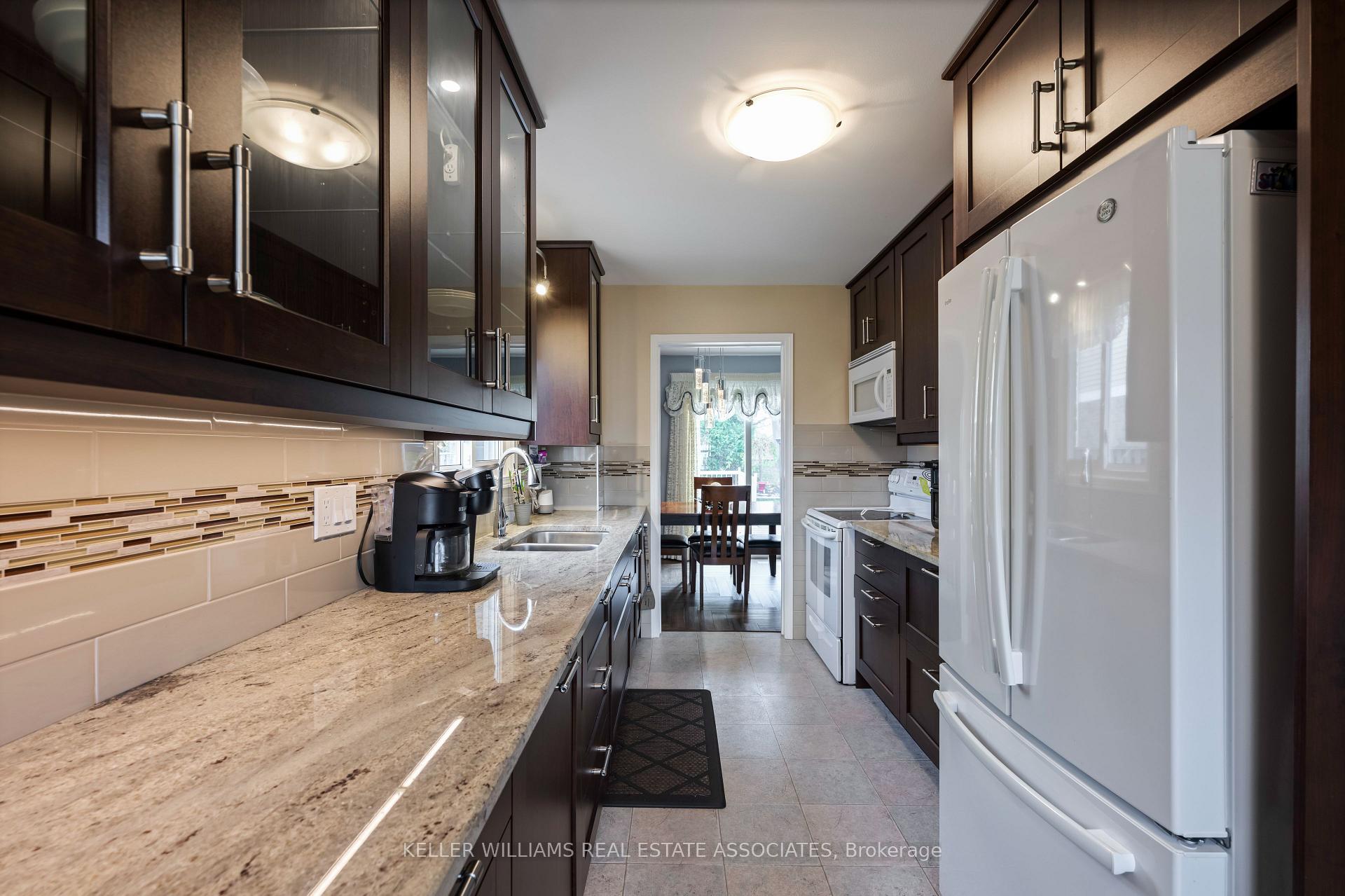 Photo 16 of 794 Laurier Avenue, Milton, Timberlea — HOMEH