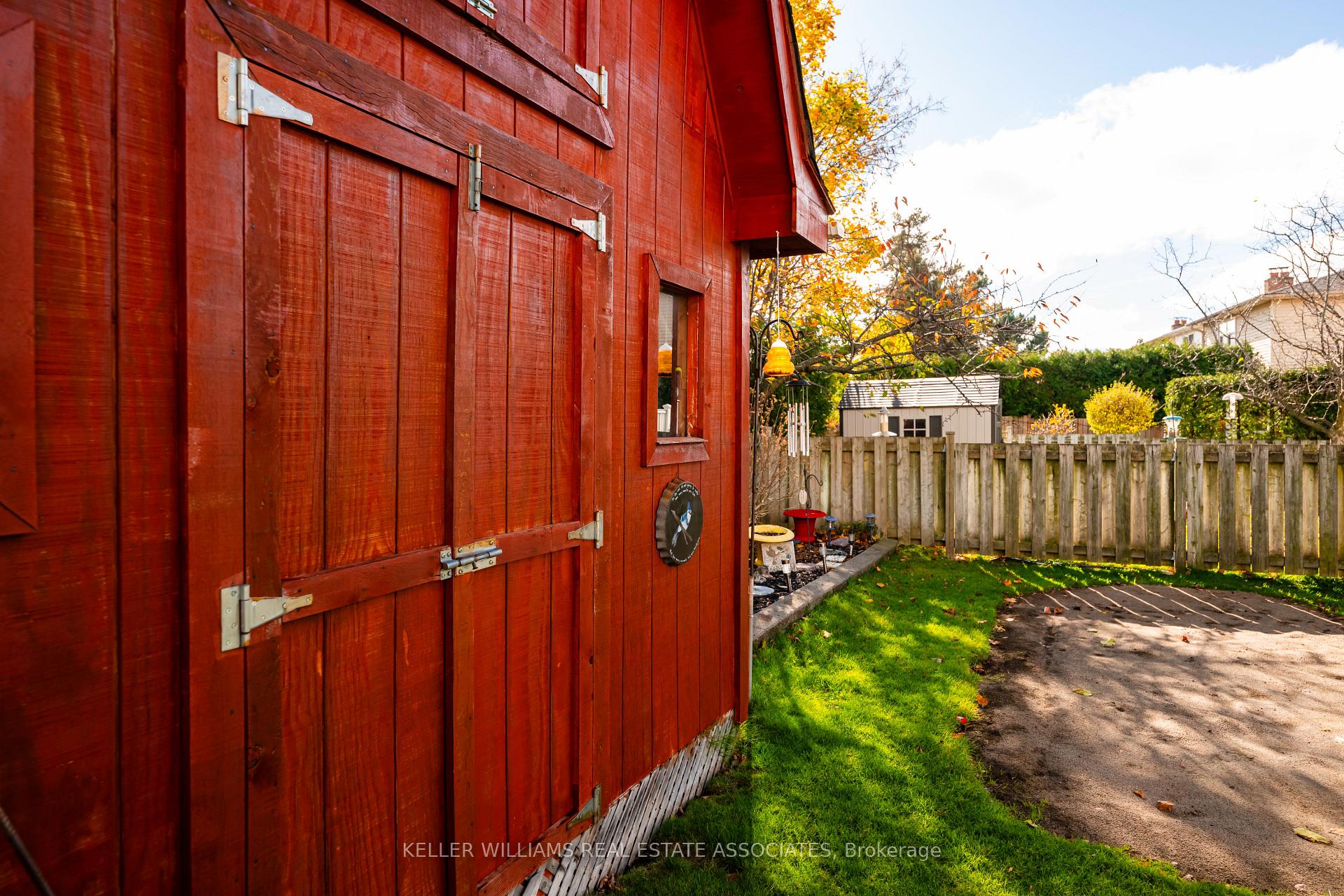 Photo 37 of 794 Laurier Avenue, Milton, Timberlea — HOMEH