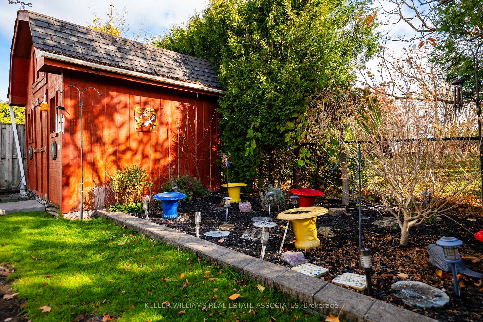 Photo 39 of 794 Laurier Avenue, Milton, Timberlea — HOMEH