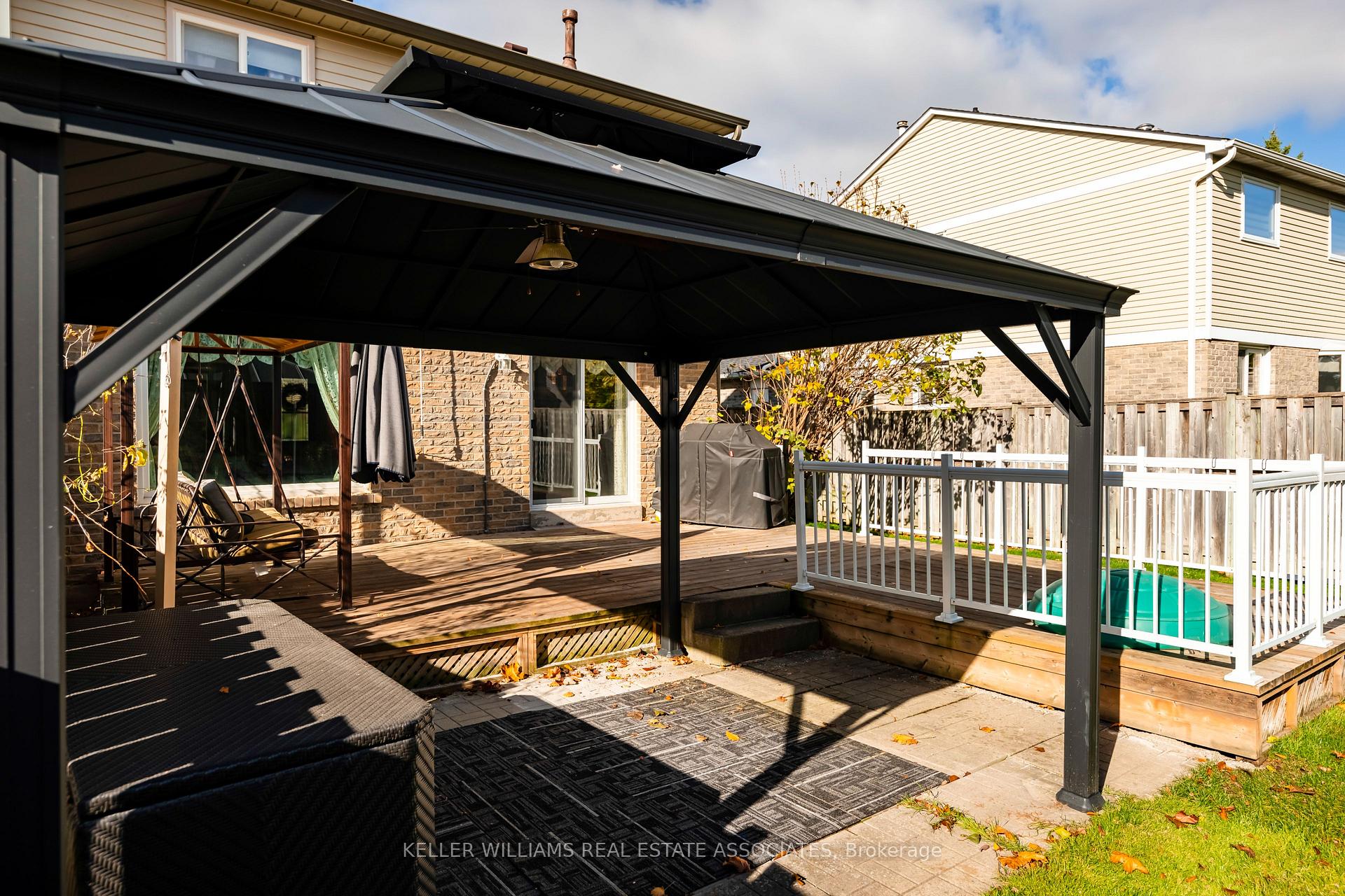 Photo 40 of 794 Laurier Avenue, Milton, Timberlea — HOMEH
