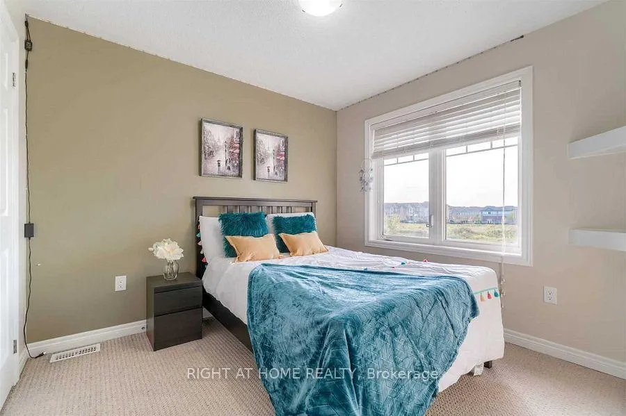 Photo 6 of 19 Waterville Way, Caledon, Rural Caledon — HOMEH
