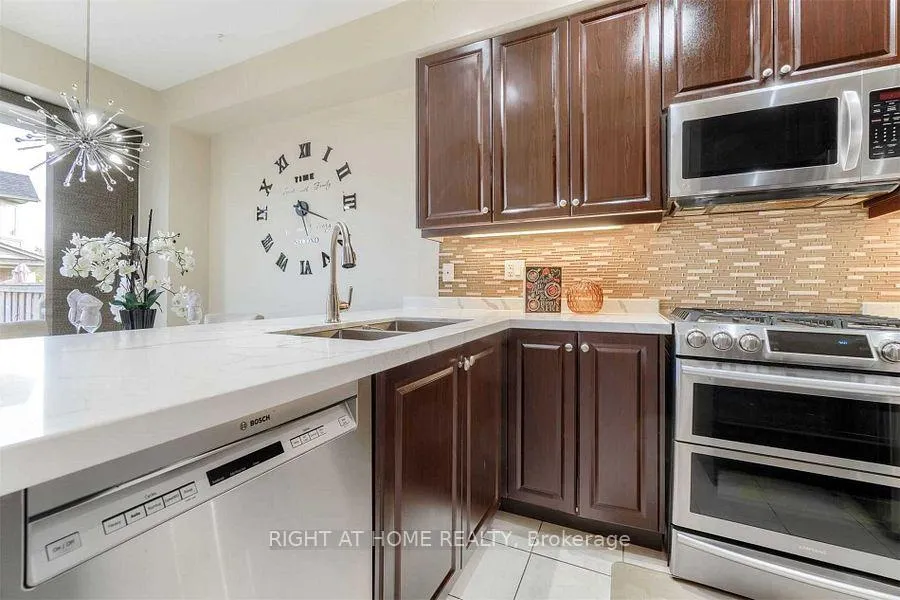 Photo 11 of 19 Waterville Way, Caledon, Rural Caledon — HOMEH