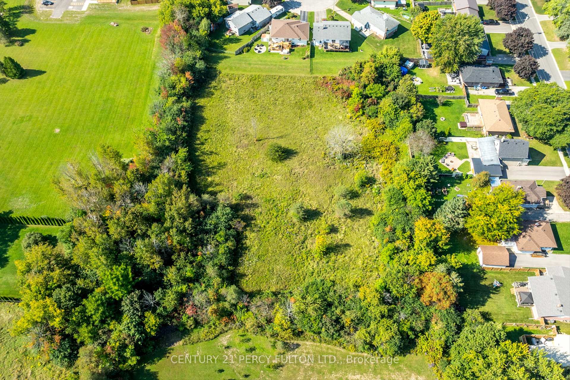 Photo 3 of Eastview Road, Kawartha Lakes, Lindsay — HOMEH