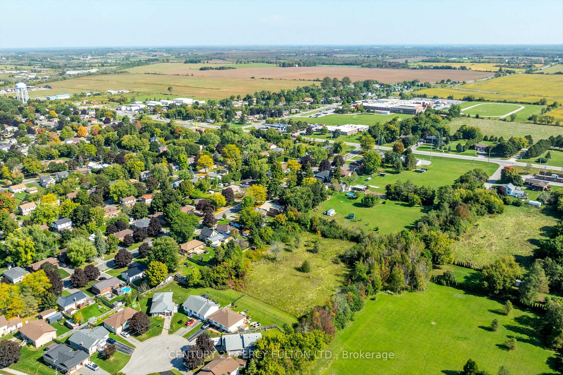 Photo 11 of Eastview Road, Kawartha Lakes, Lindsay — HOMEH