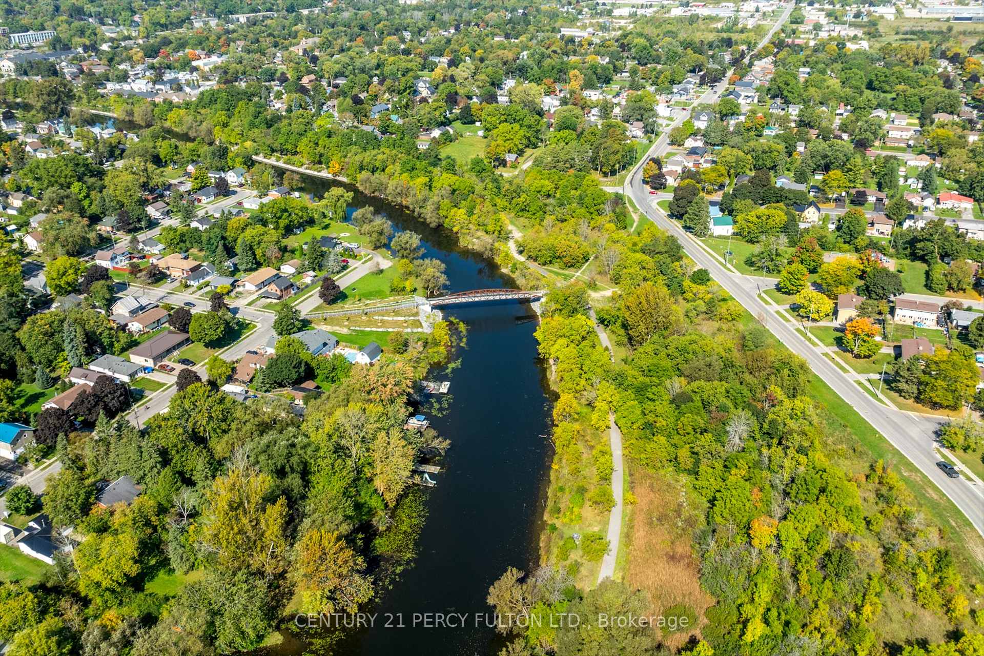 Photo 14 of Eastview Road, Kawartha Lakes, Lindsay — HOMEH