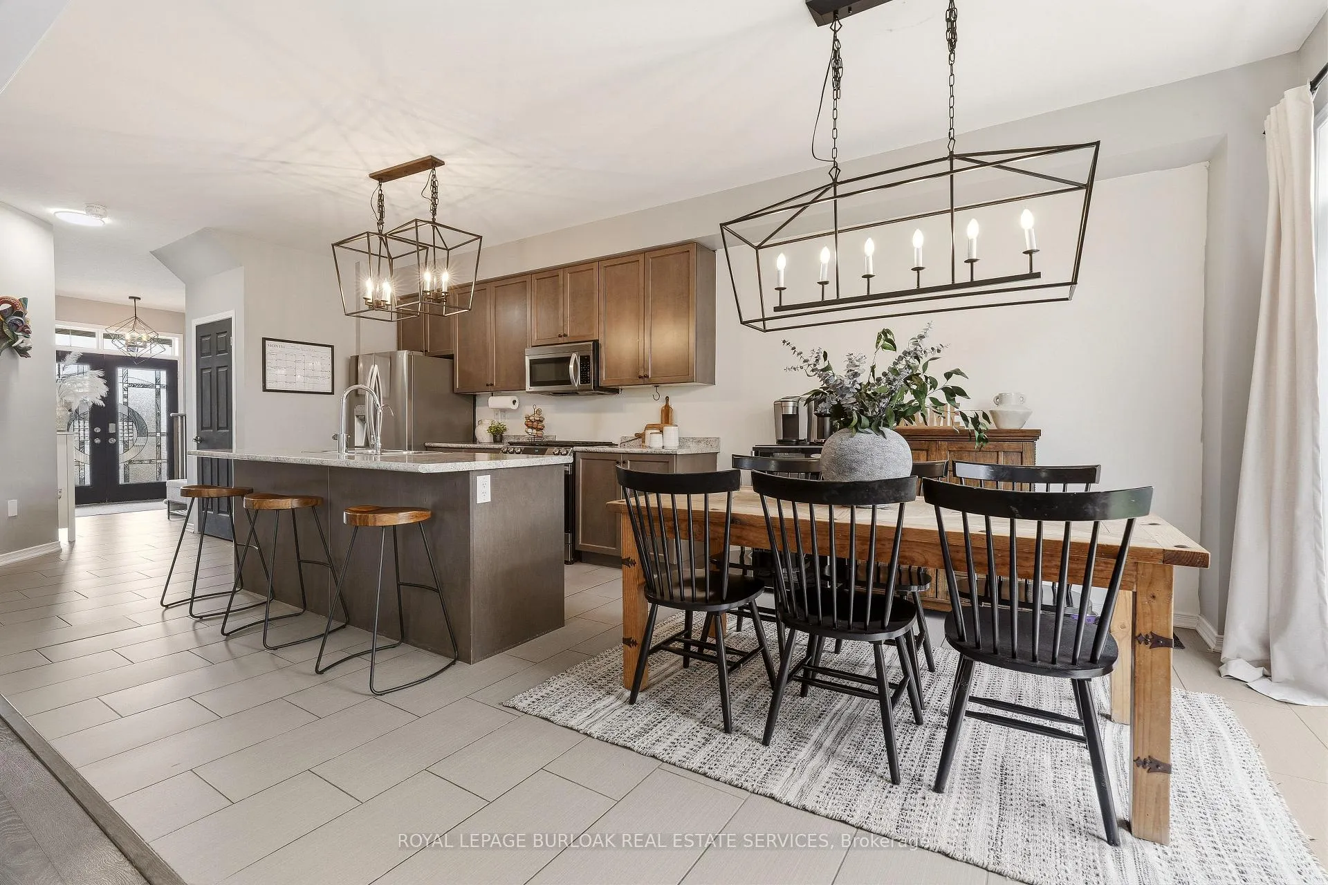 Photo 1 of 105 Larry Crescent, Haldimand — HOMEH