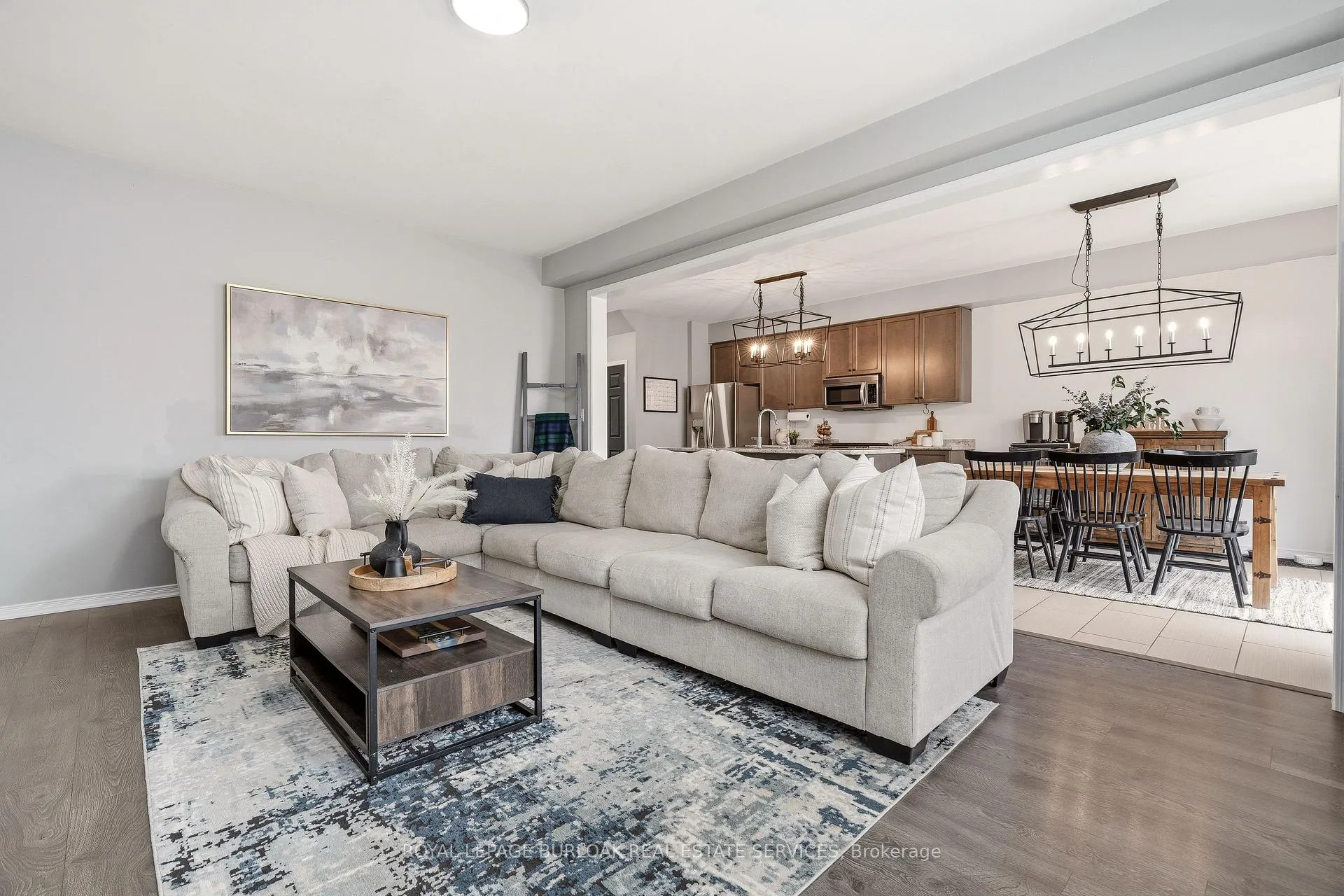 Photo 14 of 105 Larry Crescent, Haldimand — HOMEH