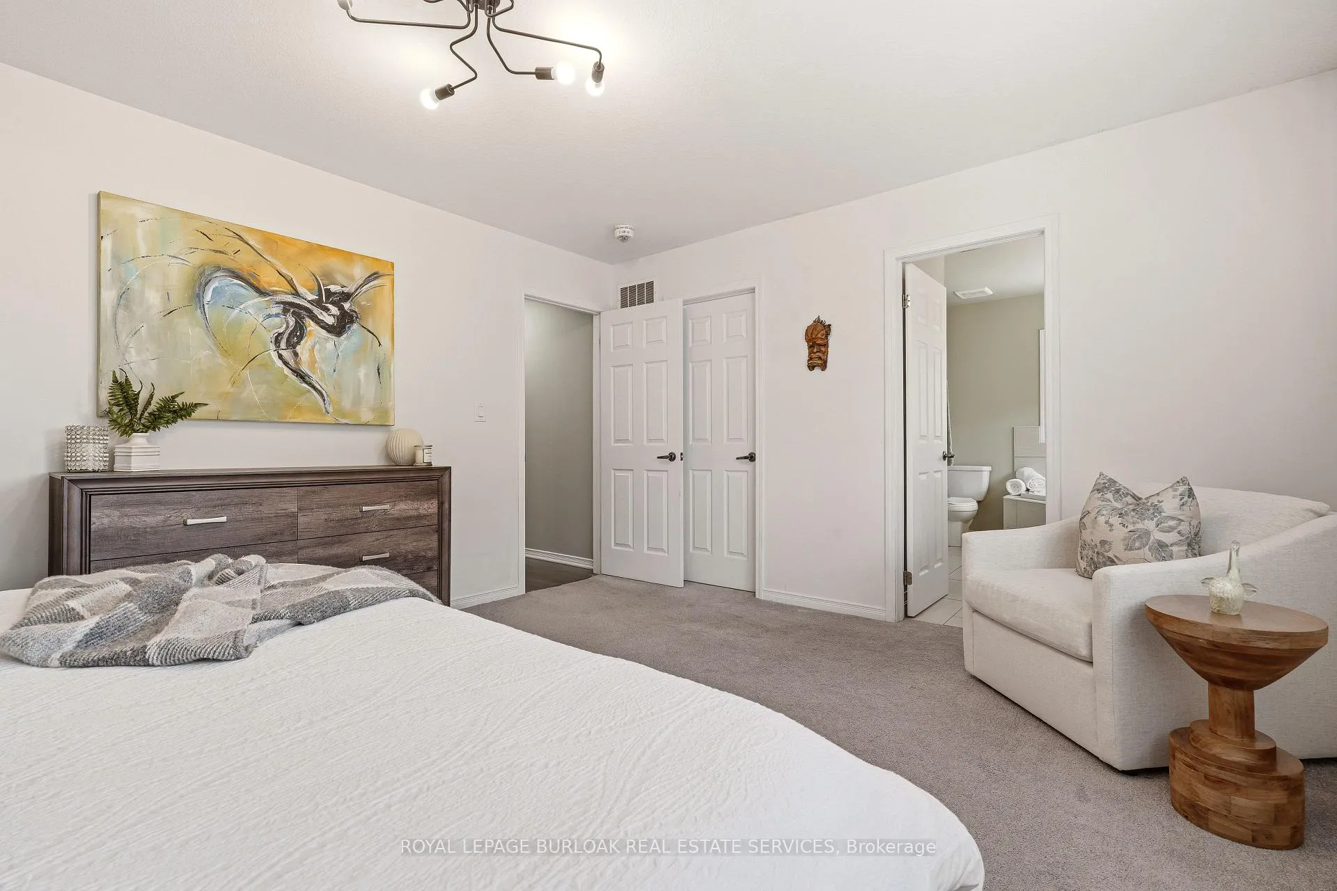 Photo 20 of 105 Larry Crescent, Haldimand — HOMEH