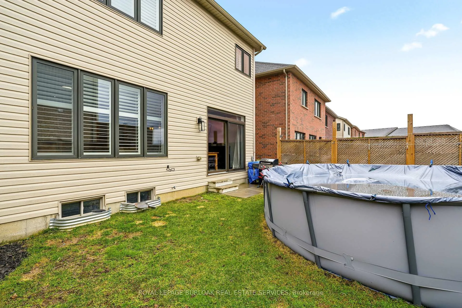 Photo 31 of 105 Larry Crescent, Haldimand — HOMEH