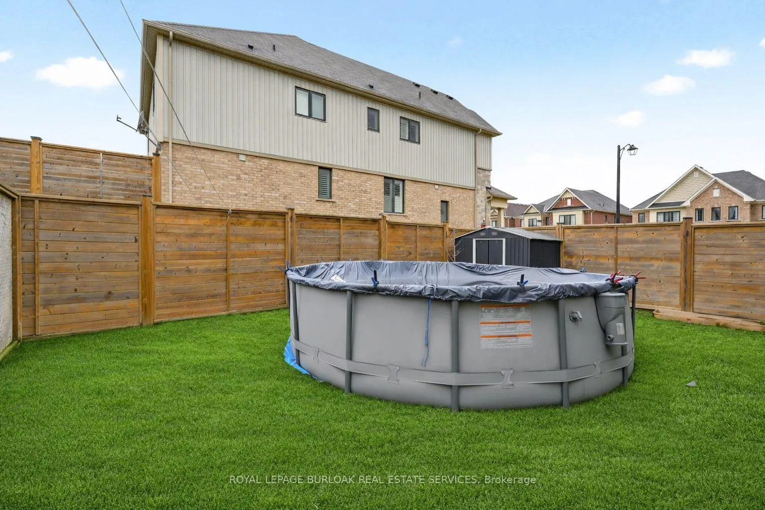 Photo 33 of 105 Larry Crescent, Haldimand — HOMEH